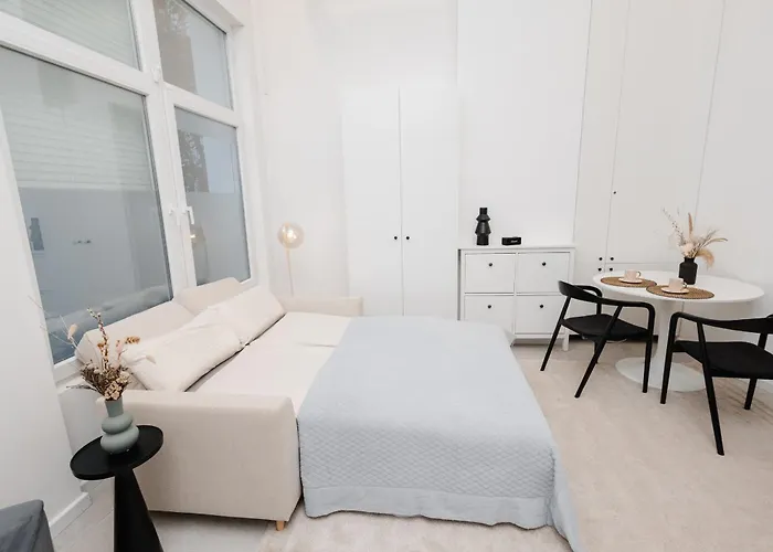 Modern Near Center & Messe *