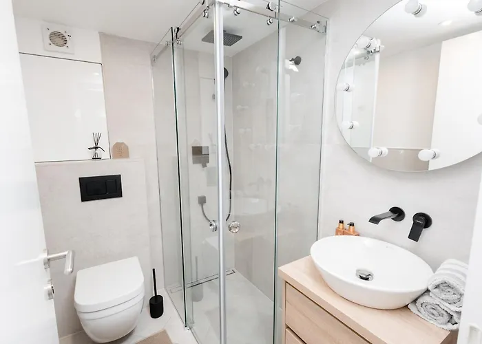 Modern Near Center & Messe Niederdorla